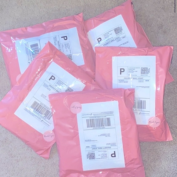 BUNDLE with ease 😇 - Picture 15 of 16